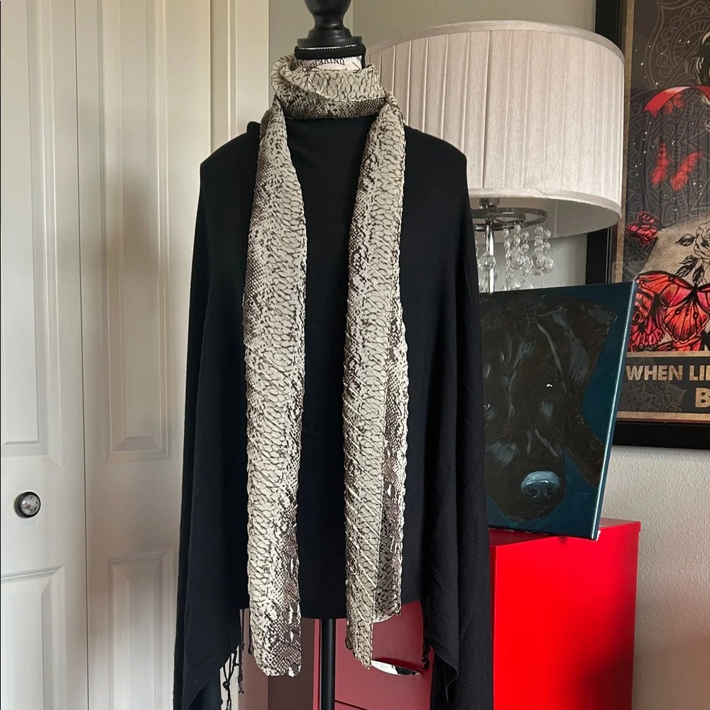Iconic Snake Print Scarf by H&M
